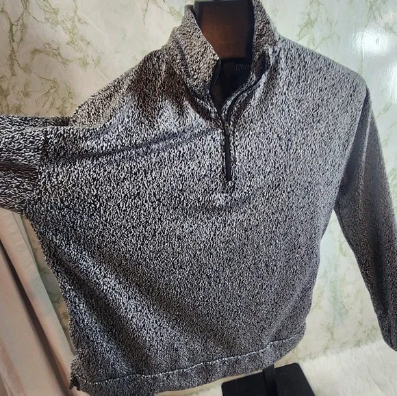 AVIA Heather Gray 1/4 Zip - Picture 5 of 8